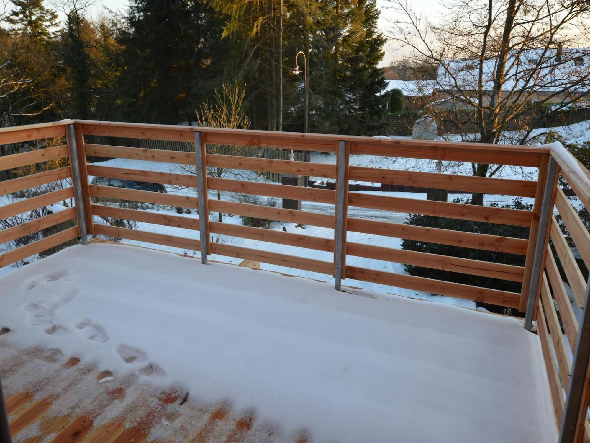 Cosy Apartment In Manderscheid With Balcony Exteriör bild