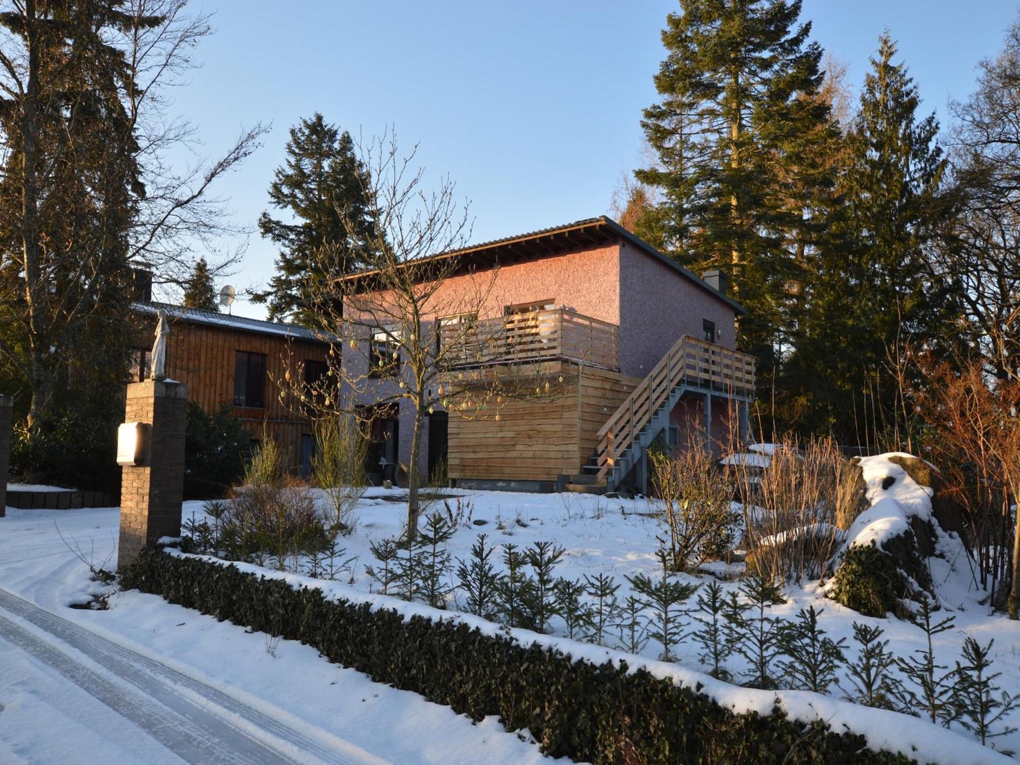 Cosy Apartment In Manderscheid With Balcony Exteriör bild